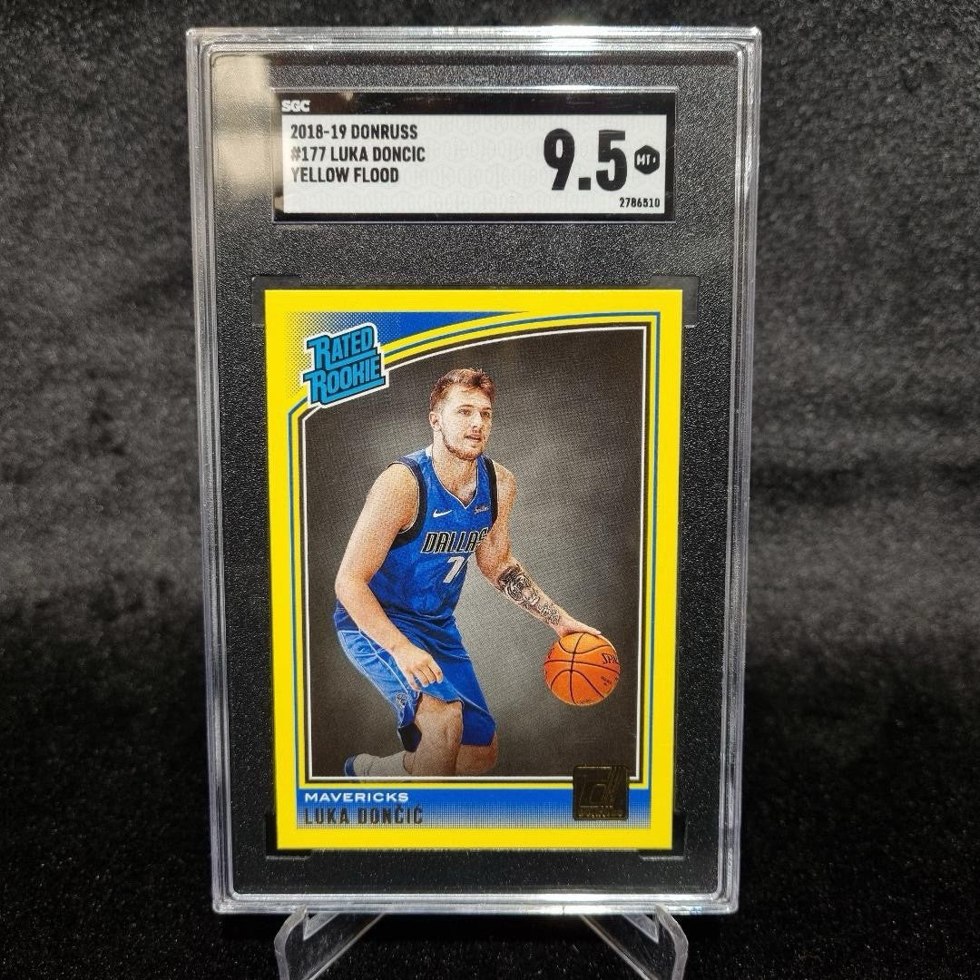 2018-2019 NBA Luka Doncic Rated Rookie Yellow SGC 9.5 Donruss Lakers Colour0