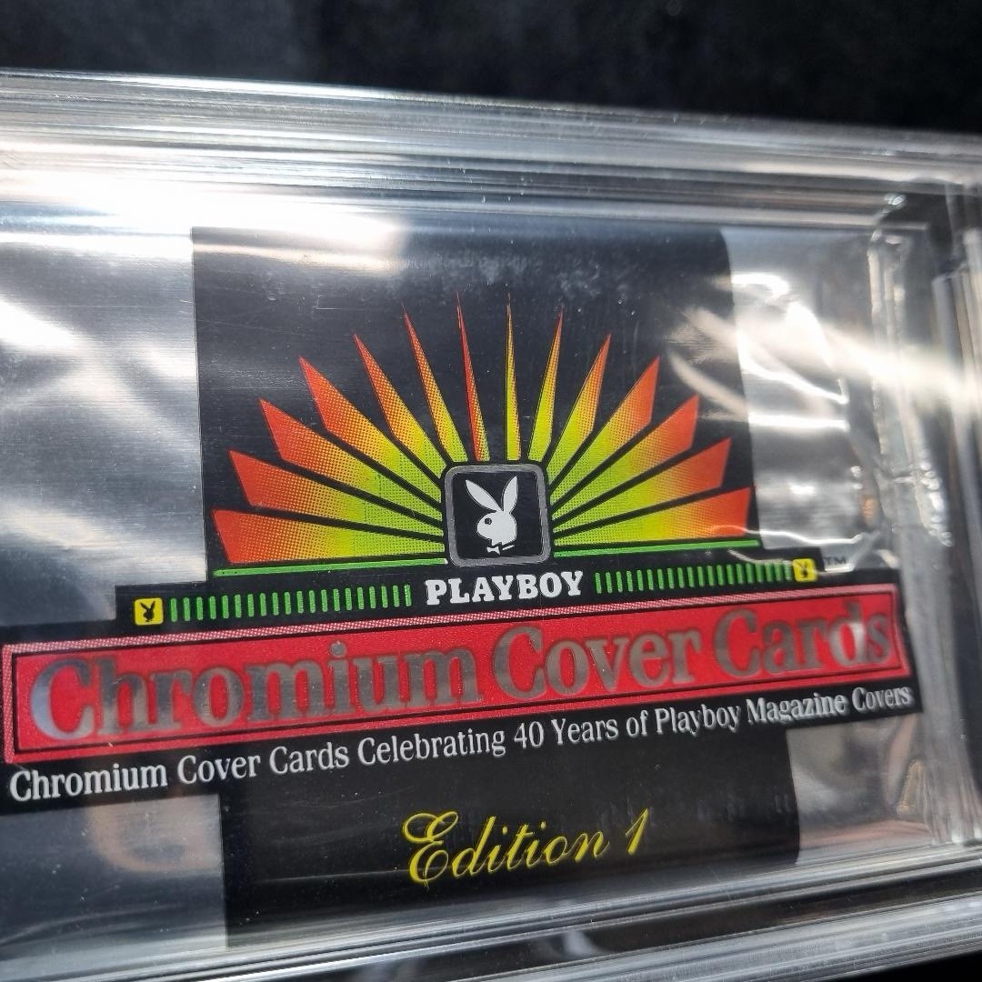 1995 Playboy Chromium Cover Cards Foil Pack 1st Edition TCG 8 Graded Pack2