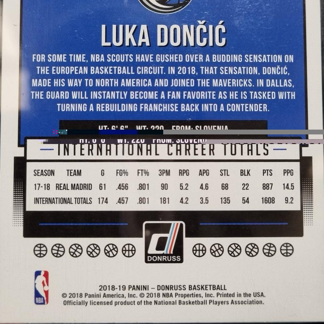 2018-2019 NBA Luka Doncic Rated Rookie Yellow SGC 9.5 Donruss Lakers Colour3