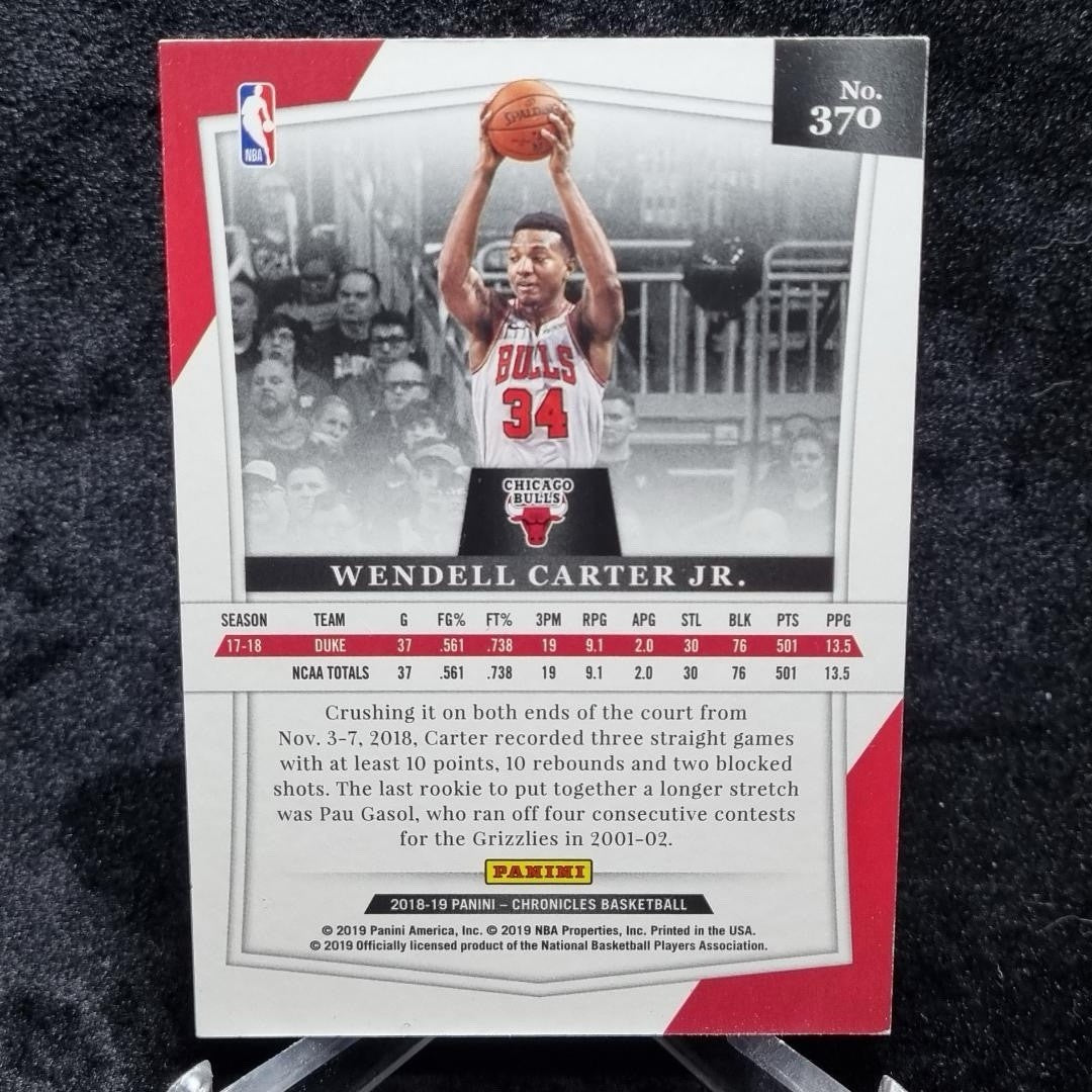 2018-19 NBA Wendell Carter Jr. Gold /10 Majestic Panini Chronicles RC Bulls1