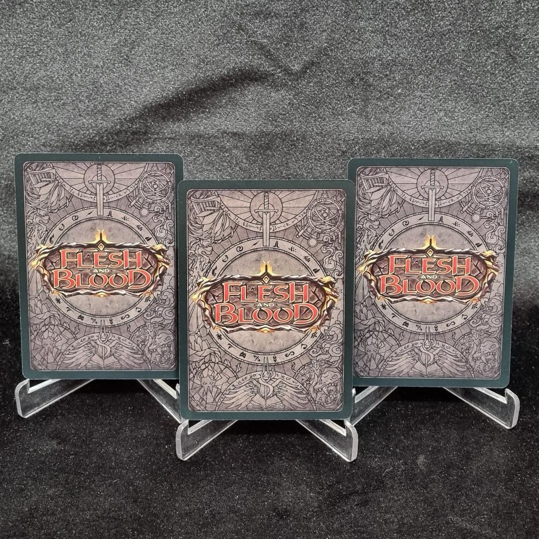 Flesh And Blood TCG Bundle Show Of Strength & Flick Knives 2025 Legend Story1